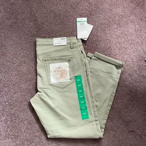 NWT Jessica Simpson skinny cropped jeans Size 12.
